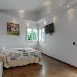 Santandria Grupo Seranova Luxury Вилла